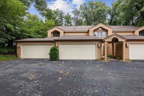 705 E Post Rd SE, Cedar Rapids, IA 52403
