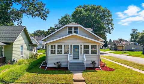 1310 Summer St, Burlington, IA 52601