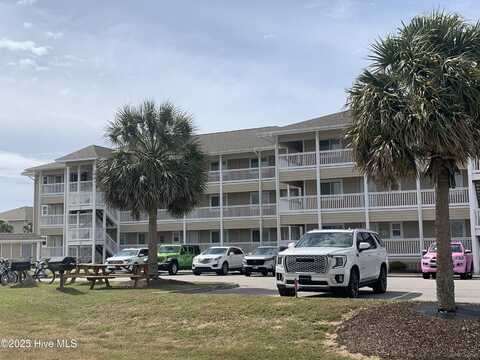 650 Cedar Point Boulevard, Cedar Point, NC 28584
