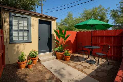2418 30th Street, Lubbock, TX 79411