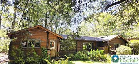 135 FERGUS Way, Coolbaugh Twp, PA 18466