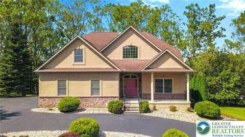 1908 Cherry Avenue, Fair Oaks, PA 18040