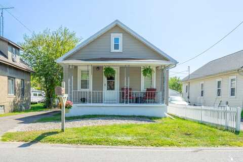 913 adams, Monroe, MI 48161