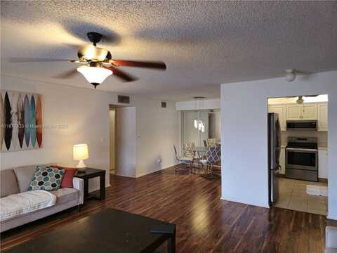 447 N Laurel Dr, Margate, FL 33063