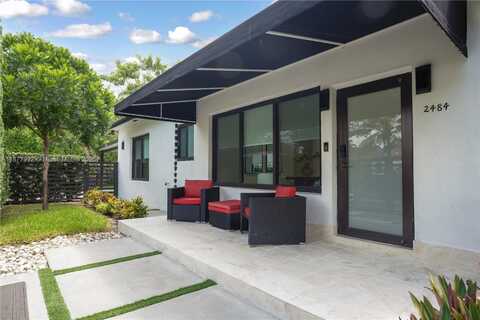 2484 SW 25th St, Miami, FL 33133