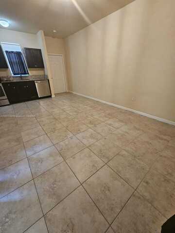 9431 SW 172nd Ave, Miami, FL 33196