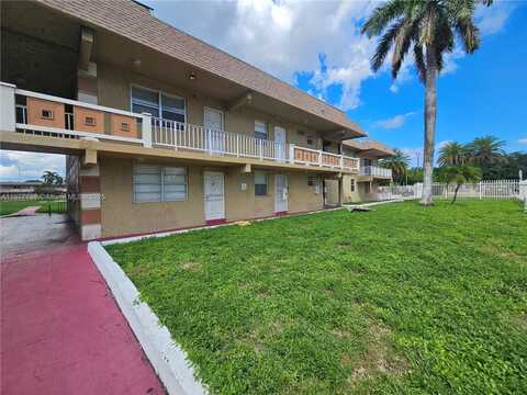 301 NW 177th St, Miami Gardens, FL 33169