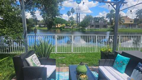 1349 NW 192nd Ter, Pembroke Pines, FL 33029