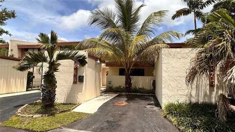 7665 SW 106th Ave, Miami, FL 33173