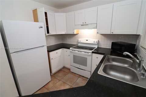 1901 Fillmore St, Hollywood, FL 33020