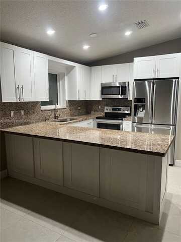 12358 NW 97th Pl, Hialeah Gardens, FL 33018
