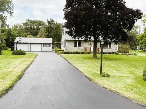 7155 S 49th St, Franklin, WI 53132