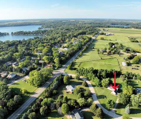W5074 Hawk Rd, Elkhorn, WI 53121