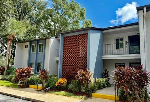 1 ESCONDIDO CIRCLE, ALTAMONTE SPRINGS, FL 32701
