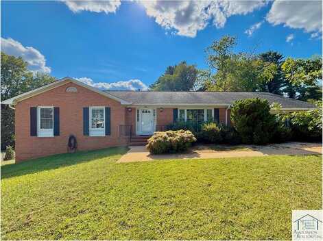 1504 Meadowview Ln, Martinsville, VA 24112