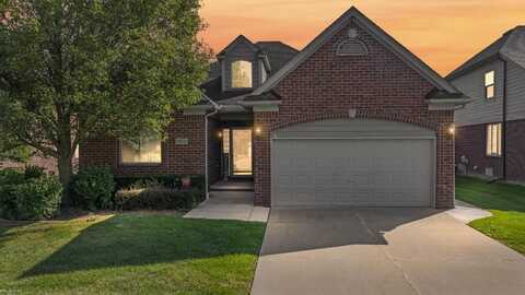 49639 Cranberry Creek, Macomb, MI 48042