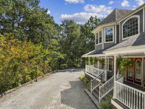 82 Mary Bell Road, Manahawkin, NJ 08050