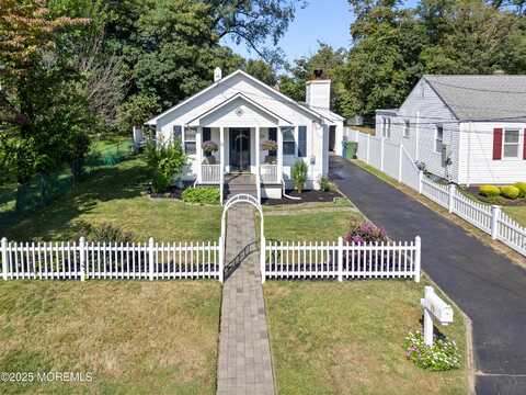 19 Villa Place, Eatontown, NJ 07724
