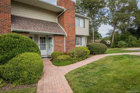 197 Lake Point Circle, Middle Island, NY 11953