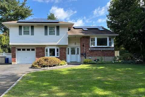 29 Ashland Drive, Kings Park, NY 11754