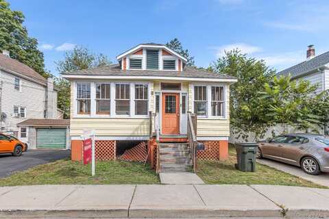 8 Fostoria Street, Highland Falls, NY 10928