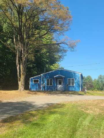 625 ME-150, Parkman, ME 04443