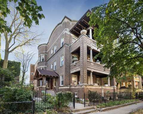 905 W Lakeside Place, Chicago, IL 60640