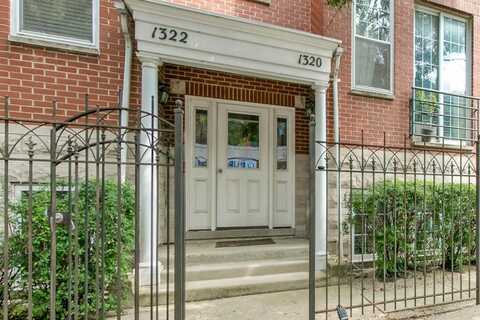 1322 W Belmont Avenue, Chicago, IL 60657