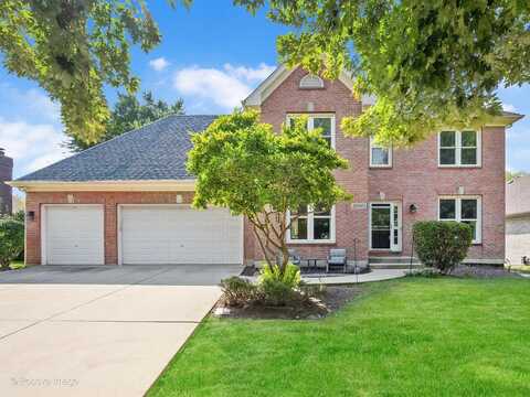 26w453 Pinehurst Drive, Winfield, IL 60190