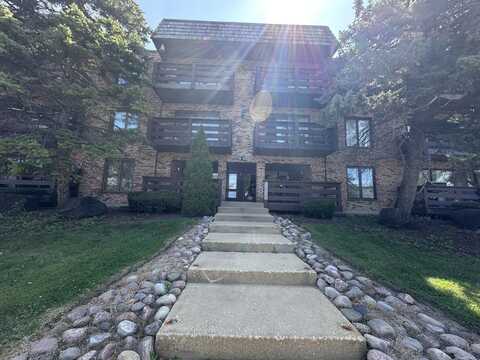 1815 Oakton Street, Park Ridge, IL 60068