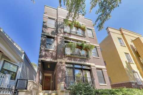 2150 W Addison Street, Chicago, IL 60618