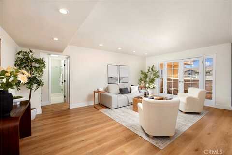 1010 Palm Avenue, West Hollywood, CA 90069