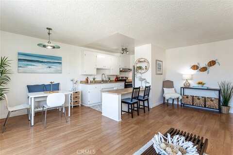 250 Linden Avenue, Long Beach, CA 90802