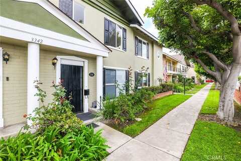 3342 Bradbury Road, Rossmoor, CA 90720