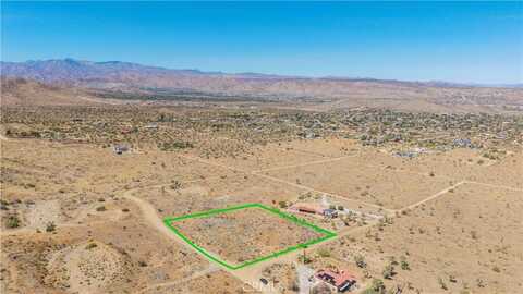 9272 Emerson Avenue, Yucca Valley, CA 92284