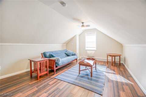 5163 Lynd Avenue, Lyndhurst, OH 44124