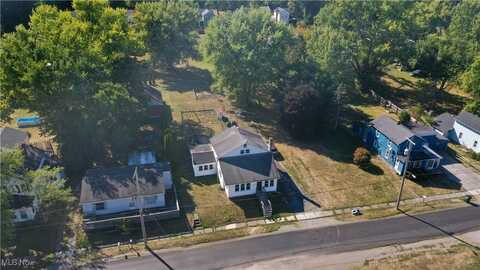 615 Boston Street, Washingtonville, OH 44490