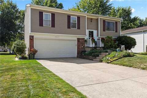 26917 Oxford Park Lane, Olmsted Twp, OH 44138