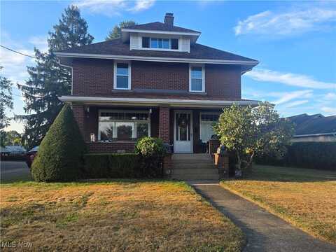 728 E Broad Street, Louisville, OH 44641