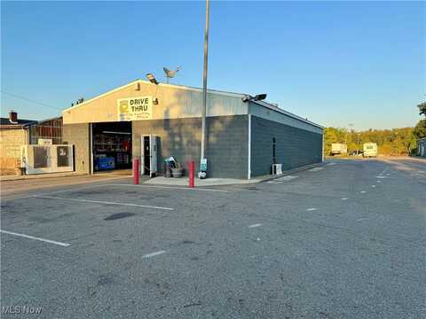 2920 Harrisburg Road NE, Canton, OH 44705