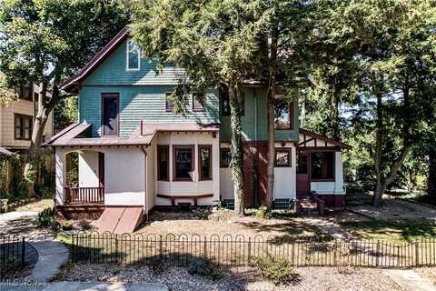 590 Weber Avenue, Akron, OH 44303