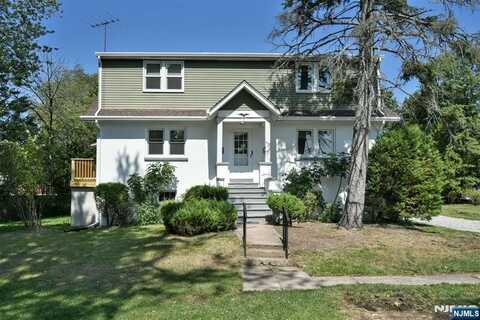 7 Clinton Place 1, Waldwick, NJ 07463