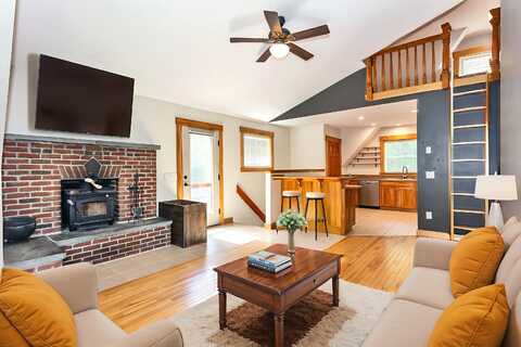 394 Meany Road, Charlestown, NH 03603