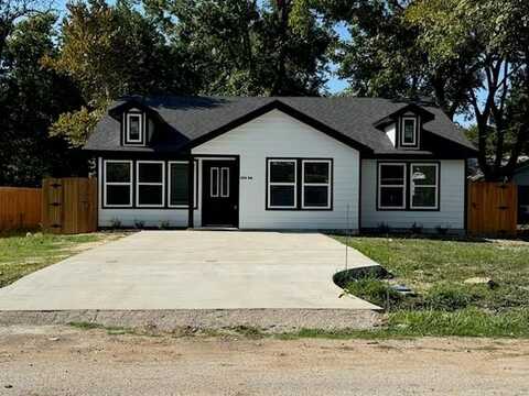 504 NW 4th Street, Kerens, TX 75144