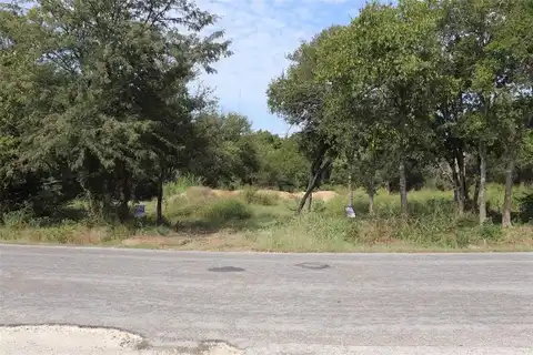 3014 S Nolan River Road, Cleburne, TX 76033