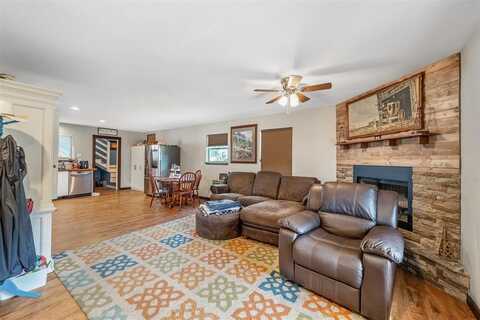 1674 Van Zandt County Road 1514, Grand Saline, TX 75140