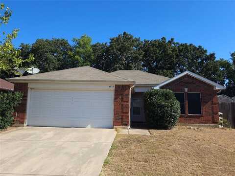 4533 Forest Glen Drive, Forest Hill, TX 76119