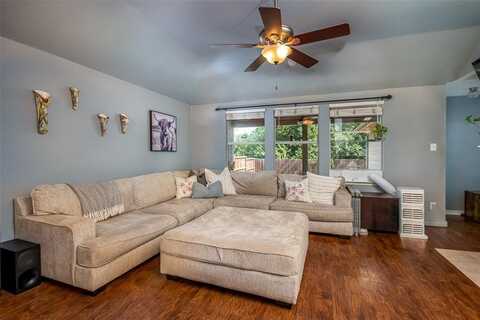 1313 Cardinal Way, Aubrey, TX 76227