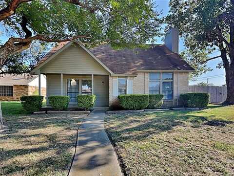 1386 Southridge Drive, Lancaster, TX 75146
