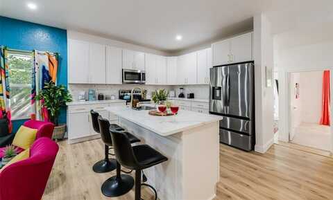 5624 E Side, Dallas, TX 75214
